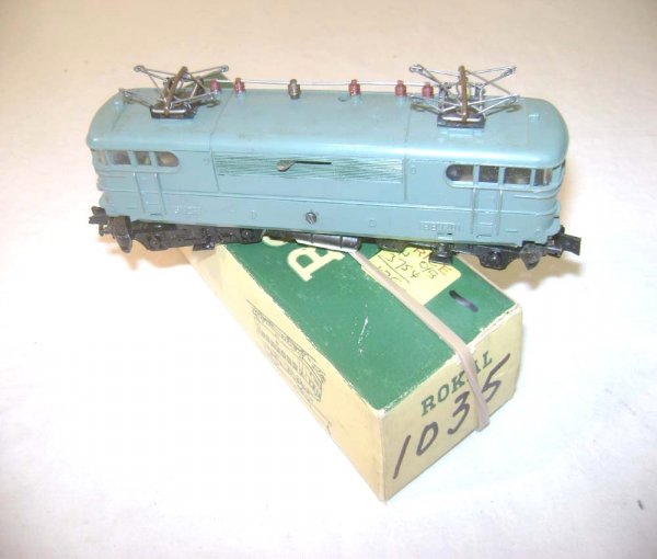 ABT: TT Rokal #01035 Green Electric/OB: Paul V. Ambrose and Drew J. Bauer present: This is the #01035 Green Electric that Rokal made in TT Gauge in the 1950s. Our Opinion is that it is generally in Excellent Plus Condition, minor signs of u