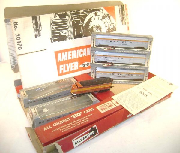 ABT: HO - Scarce Gilbert/AF #30416 Southern Pacifi: Paul V. Ambrose and Drew J. Bauer present: This is the #30416 Southern Pacific Daylight Passenger Set that American Flyer/Gilbert made in HO Gauge circa 1960. Includes the Alco A Diesel and three Pass