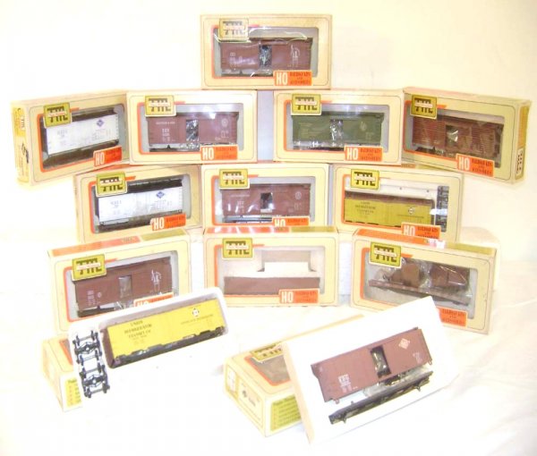 ABT: HO - 13 Train Miniatures Freight Car Kits/OBs: Paul V. Ambrose and Drew J. Bauer present: These are the thirteen Freight Car Kits that Train Miniatures made in HO Gauge in the 1960s/1970s. Our Opinion is that they are generally in Like New Conditi