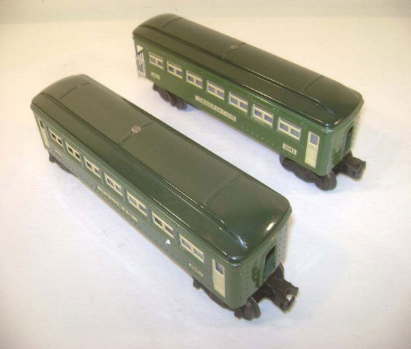 ABT: Lionel #2640, 2641 Green Metal Passenger Cars: Paul V. Ambrose and Drew J. Bauer present: These are the #2640 Two-Tone Green Pullman and the #2641 Two-Tone Green Observation Car that Lionel made in the early 1940s; modified with Post War Trucks. O
