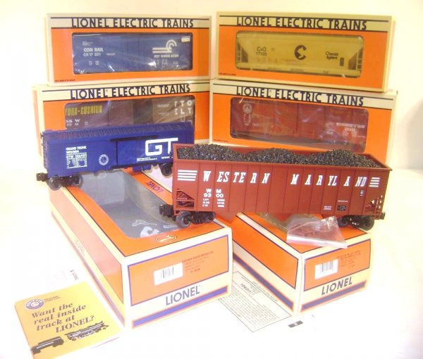 ABT: 6 Mint Lionel Cars/OBs: Paul V. Ambrose and Drew J. Bauer present: These are six different deluxe Freight Cars that Lionel made in the and 1990s. Included are the #17301 Conrail Reefer, the #17203 Cotton Belt Double Doors Bo