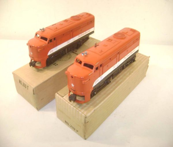 ABT: Nice Lionel #210P/T Texas Special Alco AA Dies: Paul V. Ambrose and Drew J. Bauer present: These are the #210P/T Texas Special Alco AA Diesels that Lionel made circa 1958. Cataloged for one-year only. Correct 1958 chassis with three-position E-unit