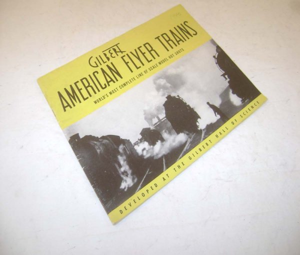 ABT: American Flyer 1940 (D1333) Consumer Catalog: Paul V. Ambrose and Drew J. Bauer present: This is the 1940 American Flyer (D1333) Consumer Catalog. Our Opinion is that it is generally in Excellent Plus Condition, minor signs of use. All Original i