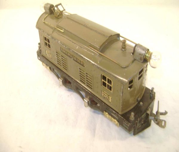 ABT: Lionel #253 Mojave Electric: Paul V. Ambrose and Drew J. Bauer present: This is the #253 Mojave Electric that Lionel made in O Gauge in the 1920s. Scarce. Our Opinion is that it is generally in Very Good Minus Condition. No Box. 