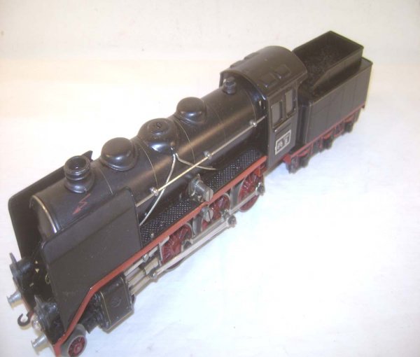 ABT: Scarce Marklin O Gauge #E929/0 4-6-0 Black Ste: Paul V. Ambrose and Drew J. Bauer present: These are the #E929/0 4-6-0 Electric Steam Engine and Tender that Marklin made in O Gauge in the 1930s. Our Opinion is that they are generally in Very Good P