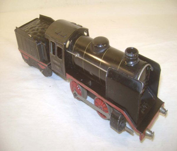 ABT: Nice Marklin O Gauge #890 Clockwork Steam Eng: Paul V. Ambrose and Drew J. Bauer present: These are the #890 Clockwork Steam Engine and Tender that Marklin made in O Gauge in the 1930s. Our Opinion is that they are generally in Excellent Minus Con
