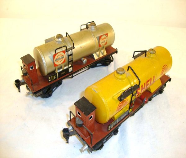 ABT: 2 Superb Marklin O Gauge Tank Wagons: Paul V. Ambrose and Drew J. Bauer present: These are two highly detailed 9-inch Tank Wagons that Marklin made in O-gauge circa the late 1930s. Examples are marked Shell and Esso and both include a Bra