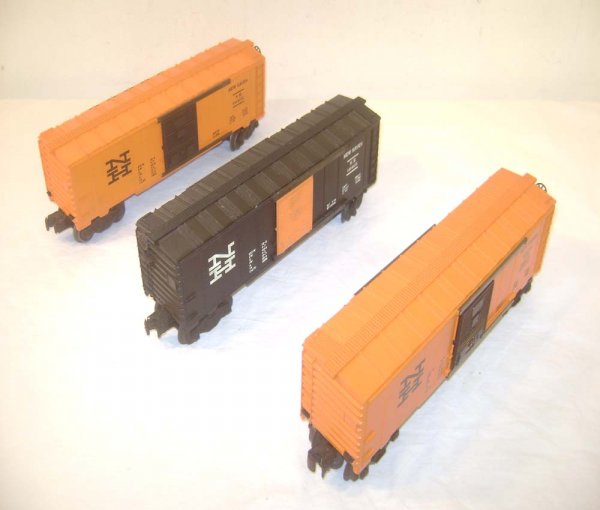 ABT: 3 Lionel New Haven Box Cars: Paul V. Ambrose and Drew J. Bauer present: These are three New Haven Box Cars (one #6464-425 and two #6464-725) that Lionel made in the 1950s and into the 1960s. Our Opinion is that they are generally