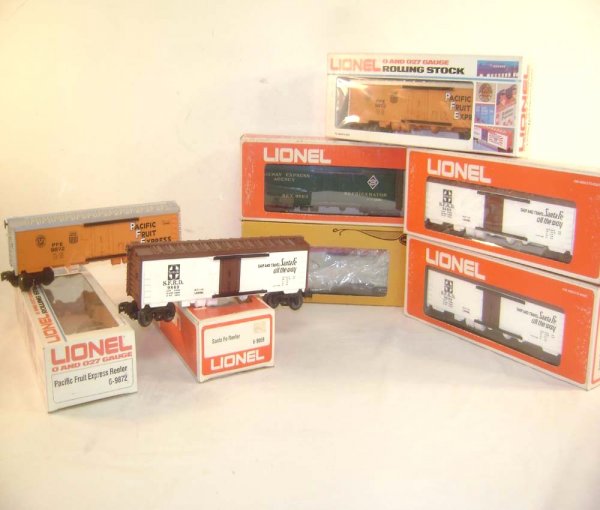 ABT: 7 Lionel Assorted Reefers/OBs: Paul V. Ambrose and Drew J. Bauer present: These are seven Assorted Reefers that Lionel made in the 1970s and 1980s. Included are three #9869 Santa Fe Reefer, two #9872 Pacific Fruit Express Reefers, 