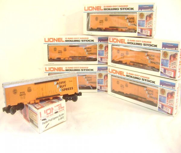 ABT: 6 Lionel #9872 Pacific Fruit Express Reefers/O: Paul V. Ambrose and Drew J. Bauer present: These are six #9872 Pacific Fruit Express Reefers that Lionel made in the 1970s. Our Opinion is that they are generally in Like New Condition, minor signs of