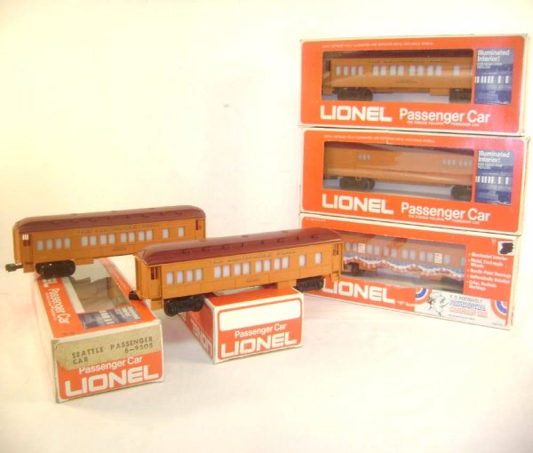 ABT: 5 Great Lionel Milwaukee Road #9500 Series Pas: Paul V. Ambrose and Drew J. Bauer present: These are five Milwaukee Road Passenger Cars that Lionel made in the 1970s. Included are the the #9505 Seattle Pullman, the #9504 Tacoma Pullman, the #9522 B