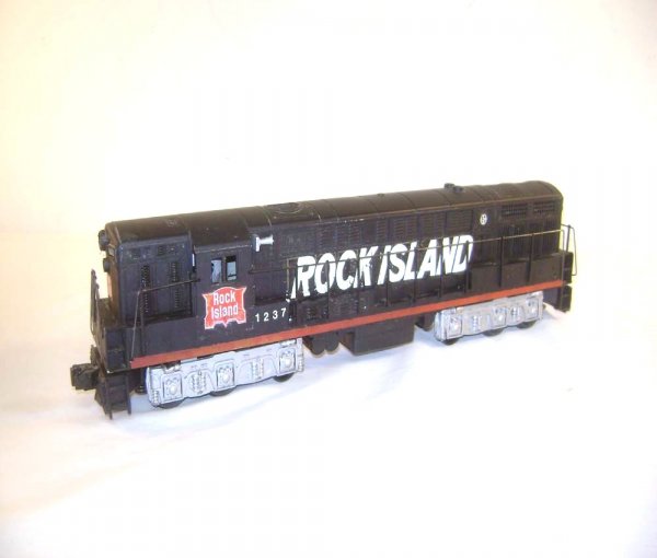 ABT: Williams Rock Island FM Diesel: Paul V. Ambrose and Drew J. Bauer present: This is the Rock Island FM Engine that Williams made in O Gauge a few years ago. Our Opinion is that it is generally in Very Good Plus Condition, missing som