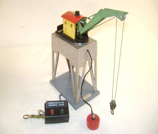 ABT: AF S: American Flyer #583 Magnetic Crane: Paul V. Ambrose and Drew J. Bauer present: This is the #583 American Flyer Magnetic Crane that American Flyer made in S Gauge in the 1950s. Our Opinion is that it is generally in Excellent Condition. 