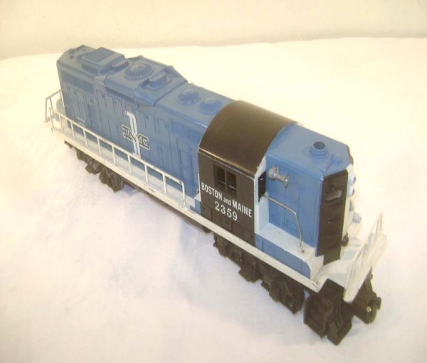 ABT: Nice Lionel #2359 B&M GP-9 Diesel: Paul V. Ambrose and Drew J. Bauer present: This is the #2359 Boston & Maine GP-9 Diesel with Headlight, Horn, and Magnetraction that Lionel made in the early 1960s. Our Opinion is that it is generally