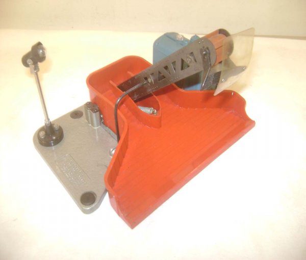ABT: Lionel #397 Operating Coal Loader with Yard L: Paul V. Ambrose and Drew J. Bauer present: This is the #397 Operating Coal Loader that Lionel made in the late 1940s. Red plastic base and Blue Generator with Yard Light (added, not proper early varia