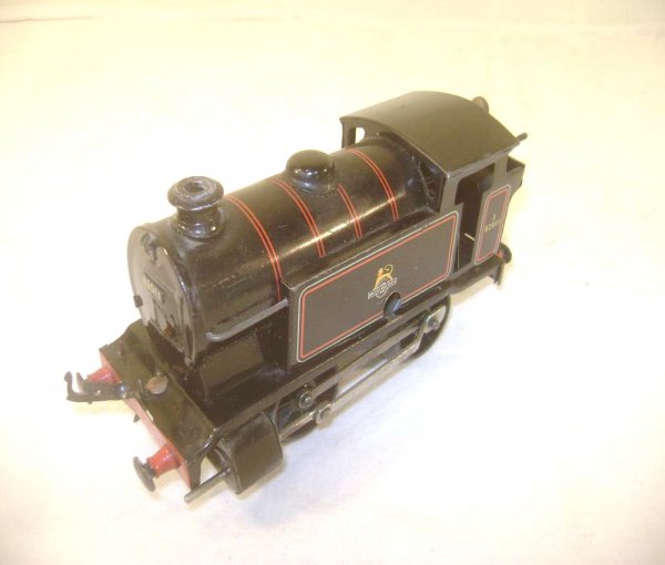 ABT: Hornby #82011 British Railway Clockwork Tank : Paul V. Ambrose and Drew J. Bauer present: This is the #82011 Clockwork Tank Engine that Hornby made in O-gauge circa the 1930s. Our Opinion is that it is generally in Excellent Minus Condition. No Bo
