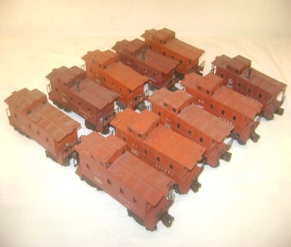 ABT: 10 Assorted Lionel #6357 Cabooses: Paul V. Ambrose and Drew J. Bauer present: These are an assortment of ten #6357 SP-type Cabooses that Lionel made in the 1940s and 1950s. Please add $25.00 for US-48 Shipping and Insurance.