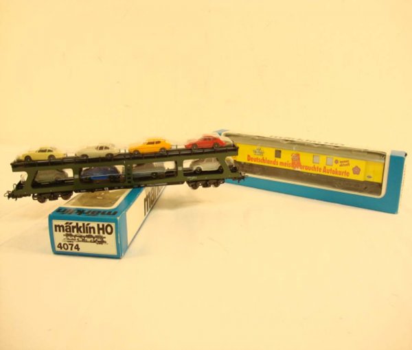 ABT: Marklin HO #4070 Auto Carrier & #4121 Exhibiti: Paul V. Ambrose and Drew J. Bauer present: This is the #4070 Auto Carrier and a #4121 Special Exhibition Coach that Marklin made in HO circa the recent past. Our Opinion is that they are generally in 