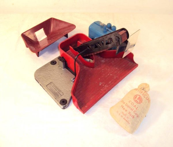 ABT: Nice Lionel #397 Operating Coal Loader+: Paul V. Ambrose and Drew J. Bauer present: This is the #397 Operating Coal Loader with a few extras that Lionel made in the 1950s. Please add $14.00 for US-48 Shipping and Insurance.