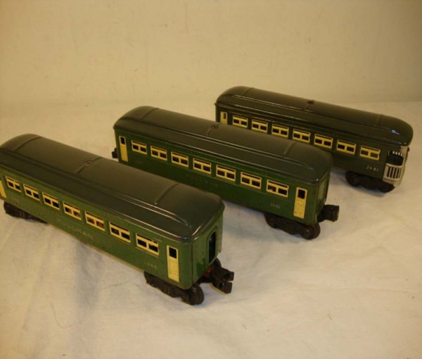 ABT: Lionel #2440/2440/2441 Green Metal Passenger : Paul V. Ambrose and Drew J. Bauer present: These are two Green #2440 Pullmans and the #2441 Observation Car that Lionel made in the later 1940s. Both roofs on the #2440s have been Repainted, while the
