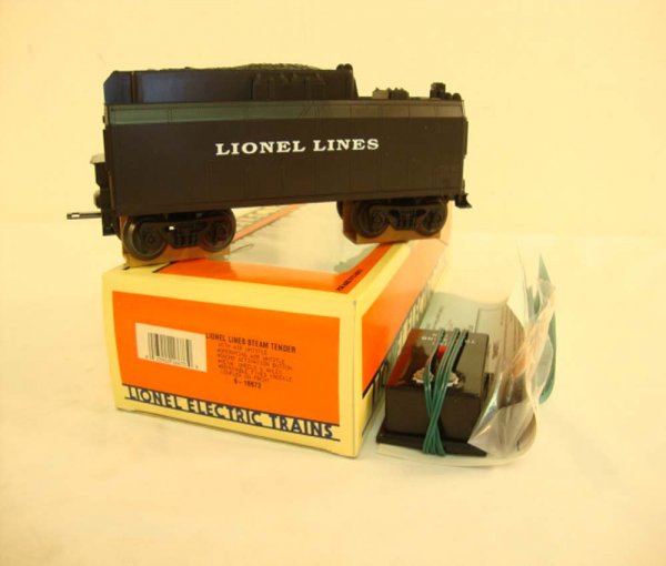 ABT: Lionel #16673 Steam Sounds Tender /OB: Paul V. Ambrose and Drew J. Bauer present: This the Lionel #16673 Steam Sounds Whistle Tender and control button that Lionel made a few years ago. Our Opinion is that it is generally in Like New Condi