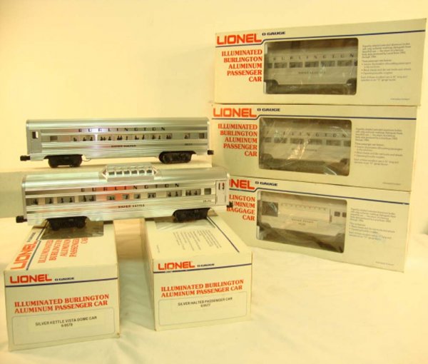 ABT: 5 Lionel #9576 Series Silver Burlington Stream: Paul V. Ambrose and Drew J. Bauer present: These are five Burlington Streamline Passenger Cars from the series Lionel made circa 1980. Included are the #9576 Silver Pouch Baggage, the #9577 Silver Hal