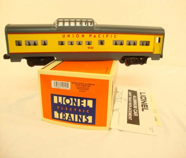ABT: Mint Lionel #19121 Union Pacific Streamline Vi