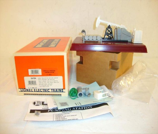 ABT: Lionel #12912 Operating Pumping Station/OB: Paul V. Ambrose and Drew J. Bauer present: This is the #12812 Lionelville Operating Pumping Station that Lionel made a few years ago. Our Opinion is that it is generally in Like New Condition, minor s