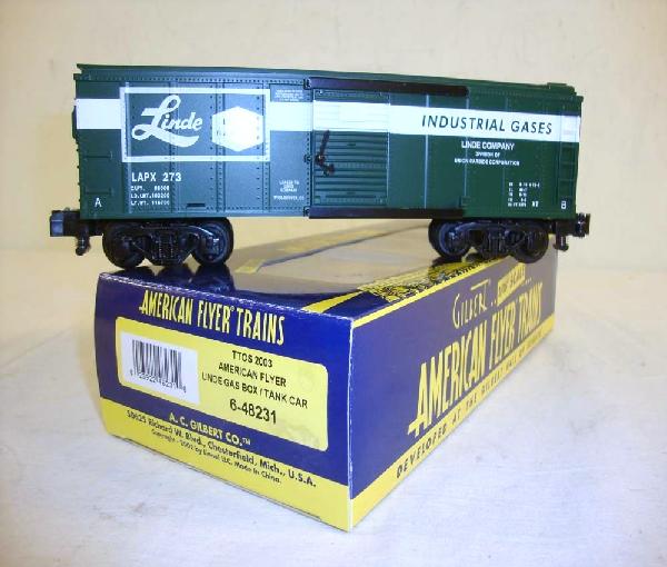 ABT: Lionel/AF S: #48231 TTOS 2003 Linde Gas Box/T: Paul V. Ambrose and Drew J. Bauer present: This is the #48231 TTOS 2003 UNDE Linde Gas Box/Tank Car that Lionel/American Flyer made in S Gauge in 2003. Our Opinion is that it is generally in Mint Cond