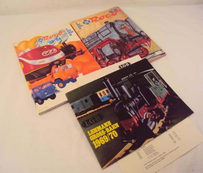 ABT: 3 Roco & LGB German Language Catalogs: Paul V. Ambrose and Drew J. Bauer present: These are two Roco and one LGB German Language Catalogs. Dates clearly shown on the Pictures. Our Opinion is that they are generally in Like New Condition. A