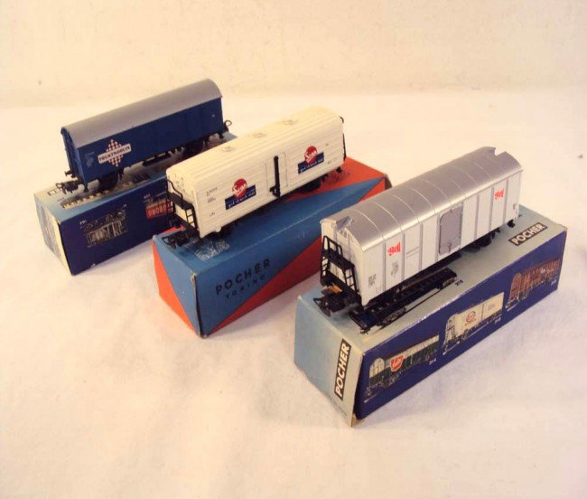 ABT: Great Pocher HO #317, #322 & #325 Reefers/OBs: Paul V. Ambrose and Drew J. Bauer present: These are the #317, #322, and #325 Reefers that Pocher of Italy made in HO in the 1960s. Outstanding Color and detail. Our Opinion is that they are generally