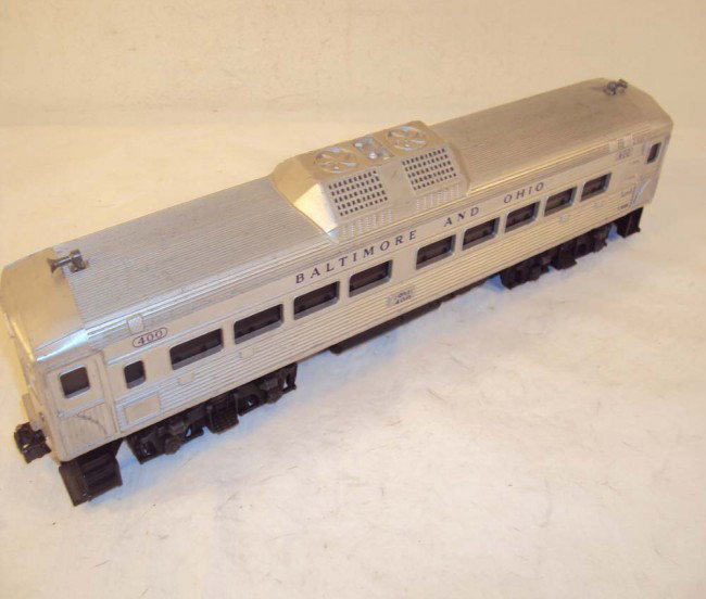 ABT: Lionel #400 Motorized Budd Unit: Paul V. Ambrose and Drew J. Bauer present: This is the #400 Motorized Budd RDC Unit with Horn and Magnetraction that Lionel made in the later 1950s. Our Opinion is that it is generally in Very Good Co