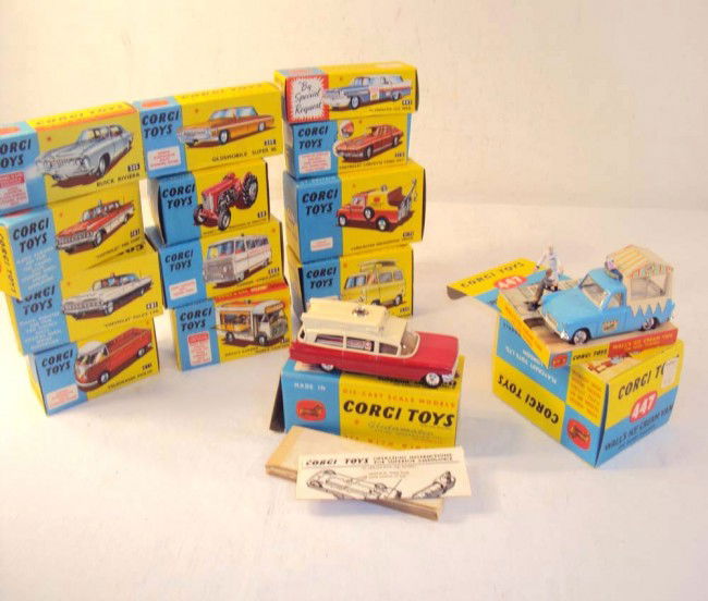 ABT: Outstanging 14-Item Assortment Corgi Vehicles/: Paul V. Ambrose and Drew J. Bauer present: This is an outstanding 14-item assortment of Vehicles that Corgi made circa the 1950s. Our Opinion is that they are generally in Mint Condition with superb O