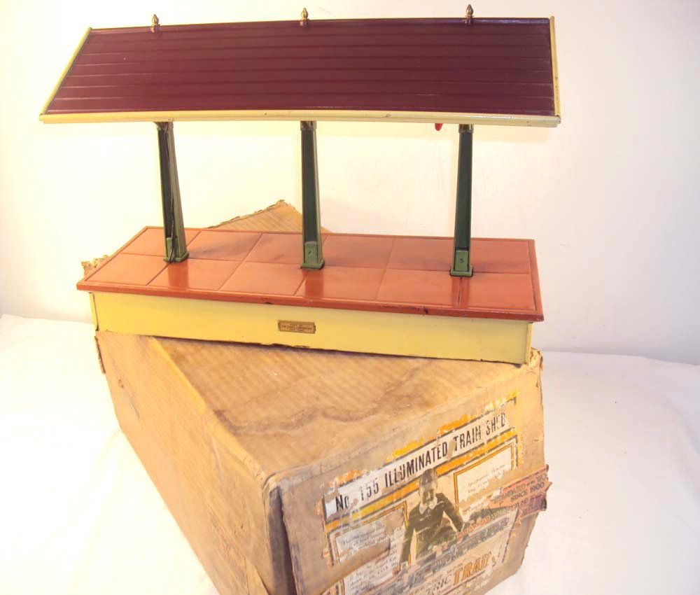 ABT: Lionel Standard Gauge #155 Illuminated Train S: Paul V. Ambrose and Drew J. Bauer present: This is the #155 Illuminated Train Shed that Lionel made in Standard gauge in the 1940s. Our Opinion is that it is generally in Very Good Plus Condition. Inc
