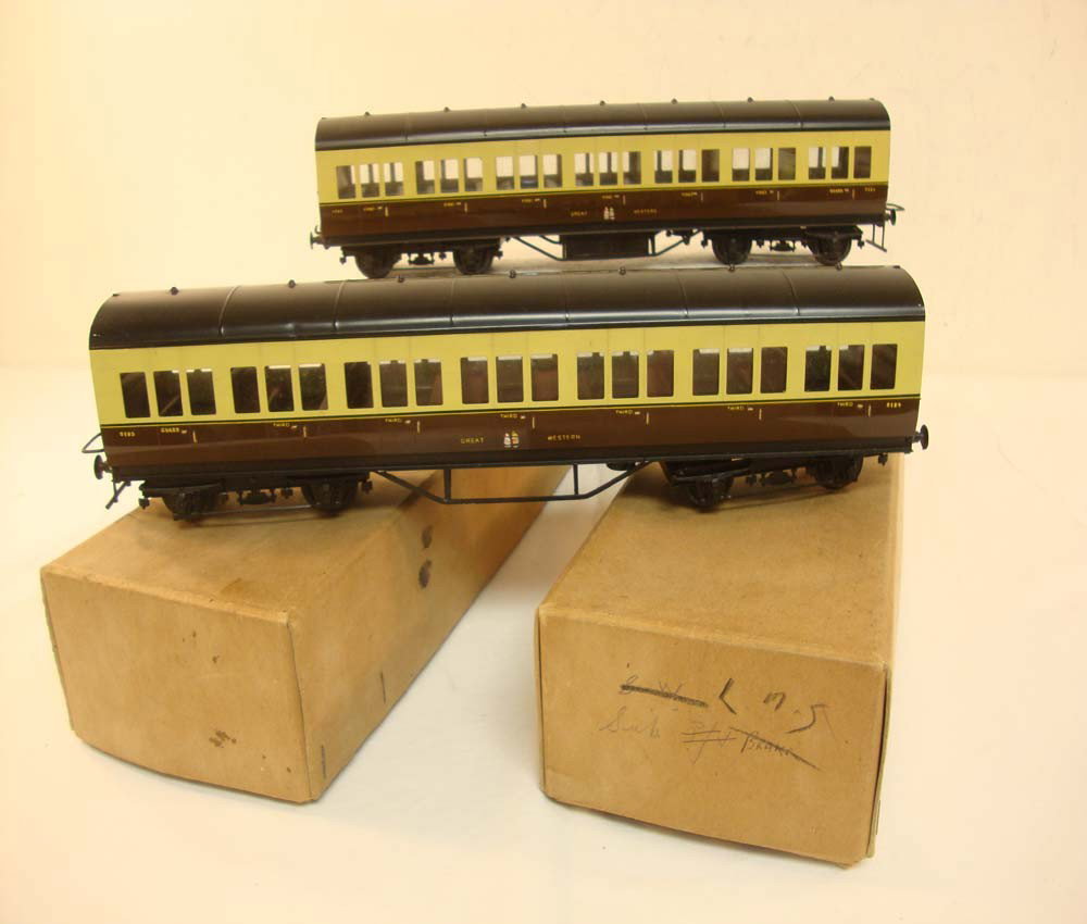 ABT: 2 Exley O Gauge #6195 GW Passenger Coaches/OB: Paul V. Ambrose and Drew J. Bauer present: These are two #6195 Great Western Passenger Coaches (1st and 3rd Class examples) that Exley made in O gauge circa 1940. Note these plastic-body models measur