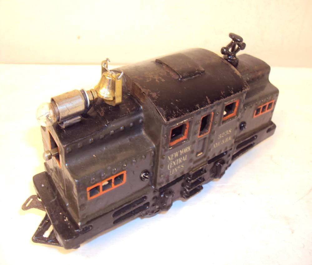 ABT: Scarce Bing O Gauge #3238 NYC & HR Electric: Paul V. Ambrose and Drew J. Bauer present: This is the scarce #3238 NYC & HR Electric that Bing made in O gauge circa the 1920s. Our Opinion is that it is generally in Very Good Condition. All Origina