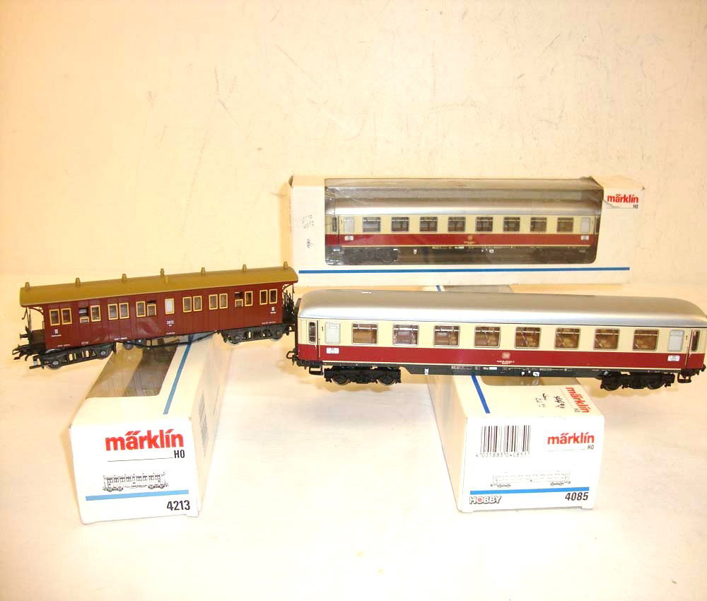ABT: 3 Assorted Marklin HO Passenger Cars/OBs: Paul V. Ambrose and Drew J. Bauer present: These are three Assorted Passenger Cars that Marklin made in HO a few years ago. Includes nice Original Boxes. Please add $14.00 for US-48 Shipping and Insur