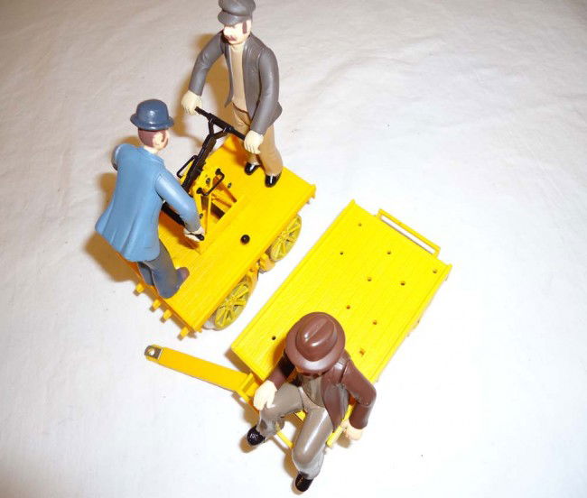 189 ABT G Scale Bachmann 96201 Hand Car with Cart/O Lot 189