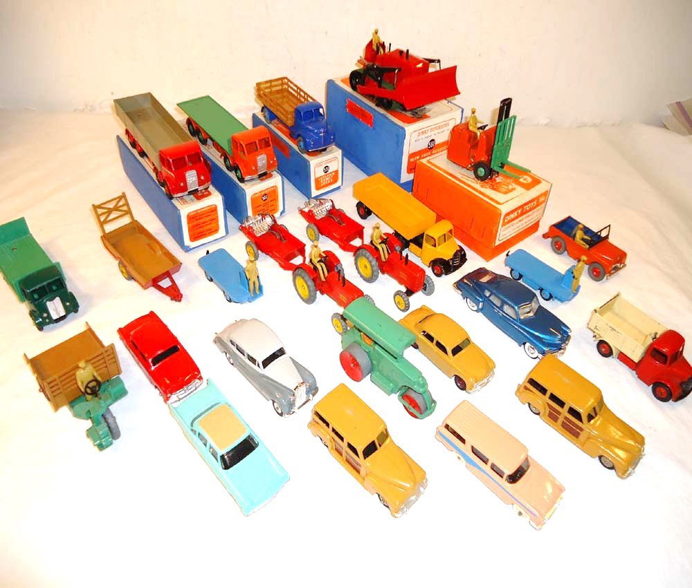 ABT: Great Assorted Vintage Group Dinky Vehicles/O: Paul V. Ambrose and Drew J. Bauer present: These are a group of assorted Vehicles that Dinky made some years ago. Please review the pictures carefully; what you see is what you will receive. Includes 