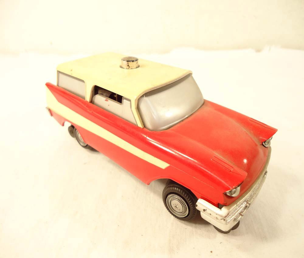 ABT: Lionel #68 Executive Inspection Car: Paul V. Ambrose and Drew J. Bauer present: This is the #68 Executive Inspection Car that Lionel made in the middle 1950s. No Box. Please add $15.00 for US-48 Shipping and Insurance.