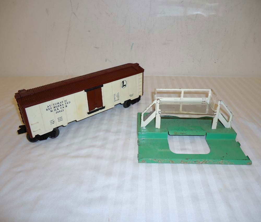 ABT: Lionel #3662 Operating Milk Car & Platform: Paul V. Ambrose and Drew J. Bauer present: These are the #3662 Operating Milk Car and Platform that Lionel made in the middle 1950s. No Box or peripherals. Please add $14.00 for US-48 Shipping and Ins