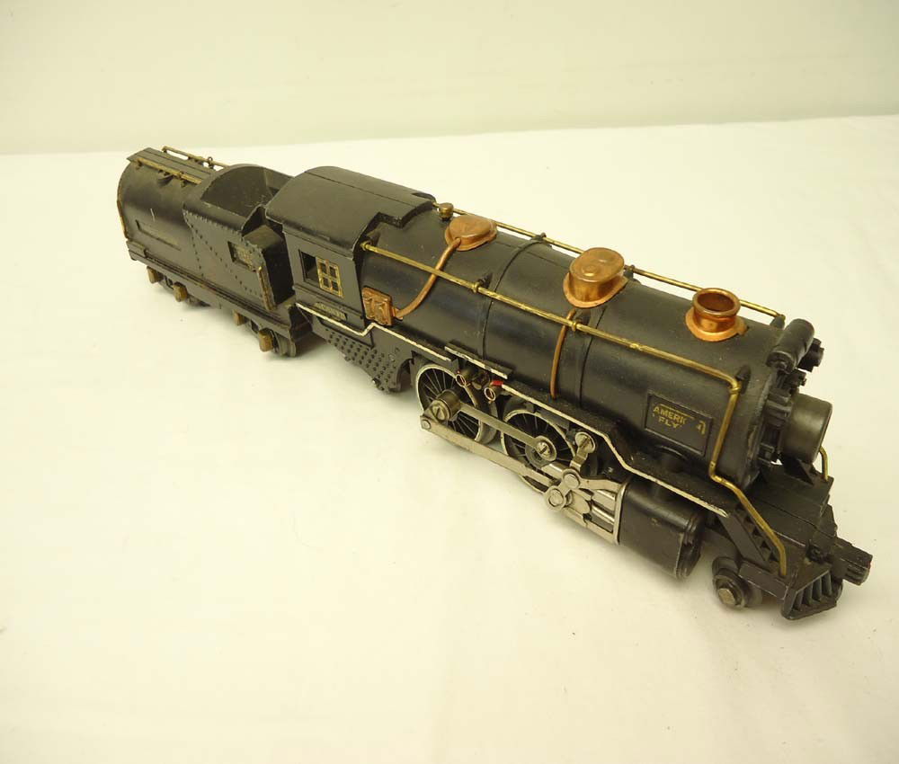 ABT: AF O Gauge #4615 Steam Engine & Type 5 Tender: Paul V. Ambrose and Drew J. Bauer present: This is a #4615 Steam Engine and Type 5 Tender that American Flyer made in O gauge circa 1938. No Box. Please add $22.00 for US-48 Shipping and Insurance.