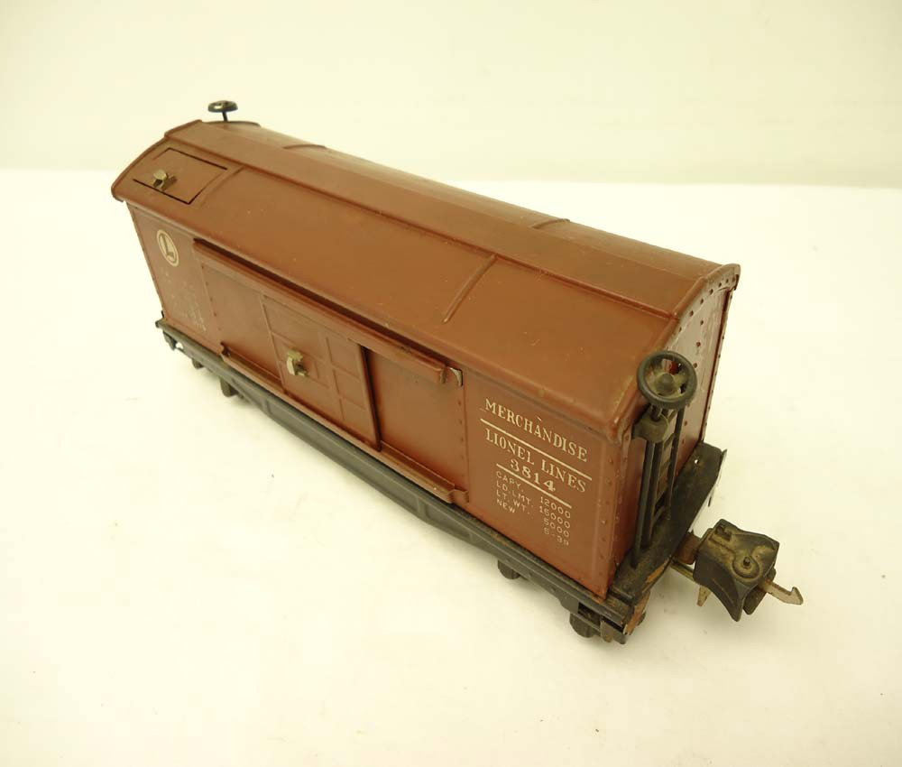 ABT: Lionel O-Gauge #3814 Operating Merchandise Car: Paul V. Ambrose and Drew J. Bauer present: This is the #3814 Operating Merchandise Car that Lionel made in O-Gauge in the late 1930s and into the early 1940s. No Box. Please add $14.00 for US-48 Shipp