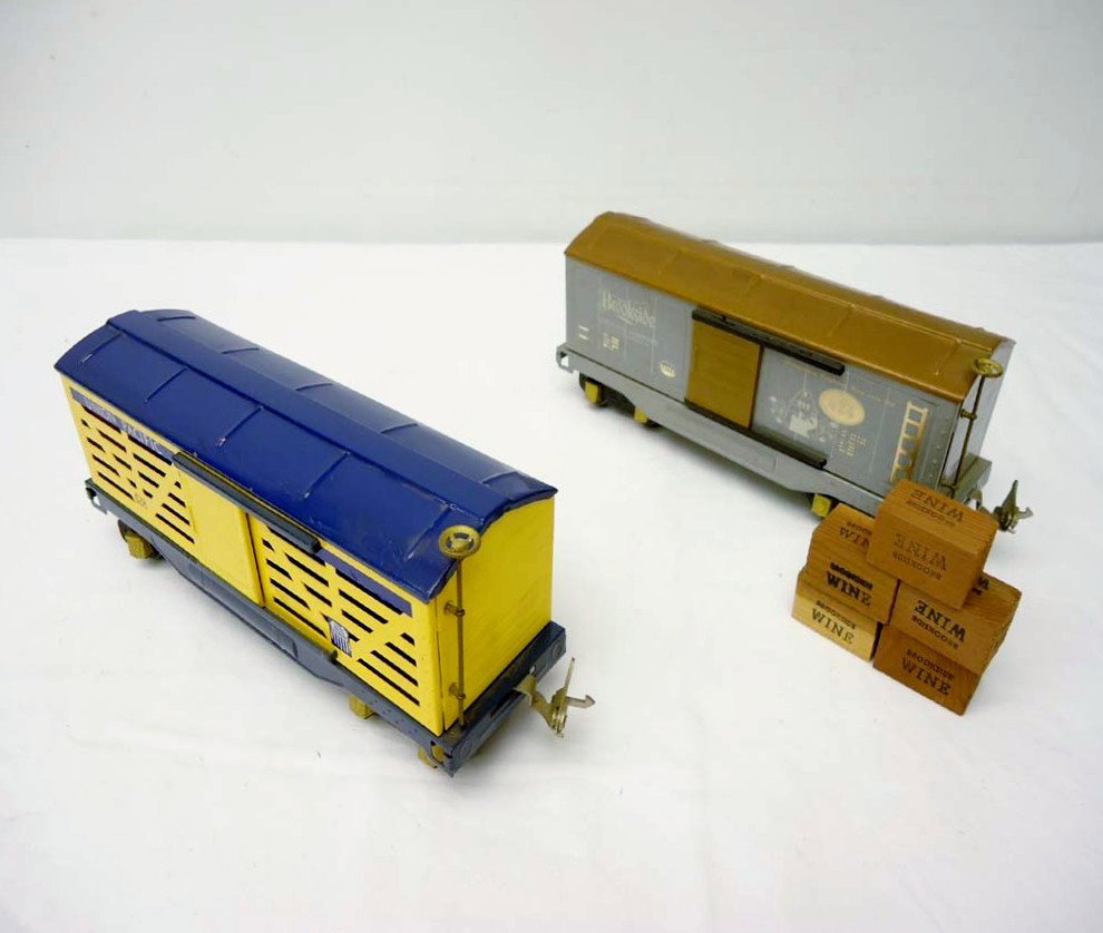 ABT: USTTC O Gauge #424 & #428 Box Cars: Paul V. Ambrose and Drew J. Bauer present: These are the #424 Box Car w/Wine Crates and the #428 UP Stock Car that USTTC made in O gauge sometime in the 43cent past. No Boxes. Please add $14.00 for US