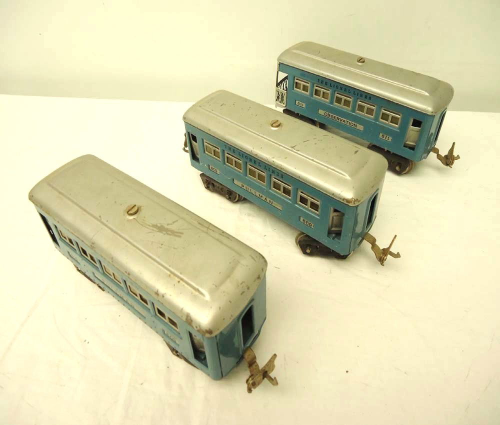 ABT: Scarce Lionel #609 (2) & #611 Blue/Silver Pass: Paul V. Ambrose and Drew J. Bauer present: These are the uncatalogued #609 (2) Blue/Silver Pullmans and the #611 Observation Car that Lionel made in the 1930s. No Boxes. Please add $16.00 for US-48 Sh