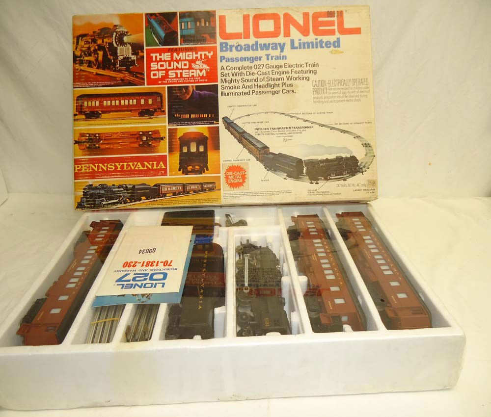 ABT: Sealed Lionel #1487 Pennsylvania Broadway Limi: Paul V. Ambrose and Drew J. Bauer present: This is the #1487 Pennsylvania Broadway Limited Passenger Set that Lionel made in the middle 1970s. Includes a Diecast Steam Engine with Headlight and Smoke,