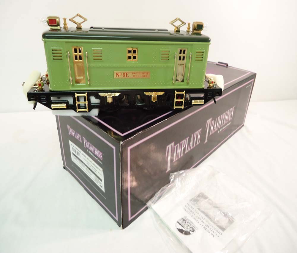 ABT: MTH Standard Gauge: #10-1066-1 9E Two-Tone Gr: Paul V. Ambrose and Drew J. Bauer present: This is the #10-1066-1 Two-Tone Green 9E Electric Engine that MTH made a few years ago. Contemporary version with Protosounds. Our Opinion is that it is gene