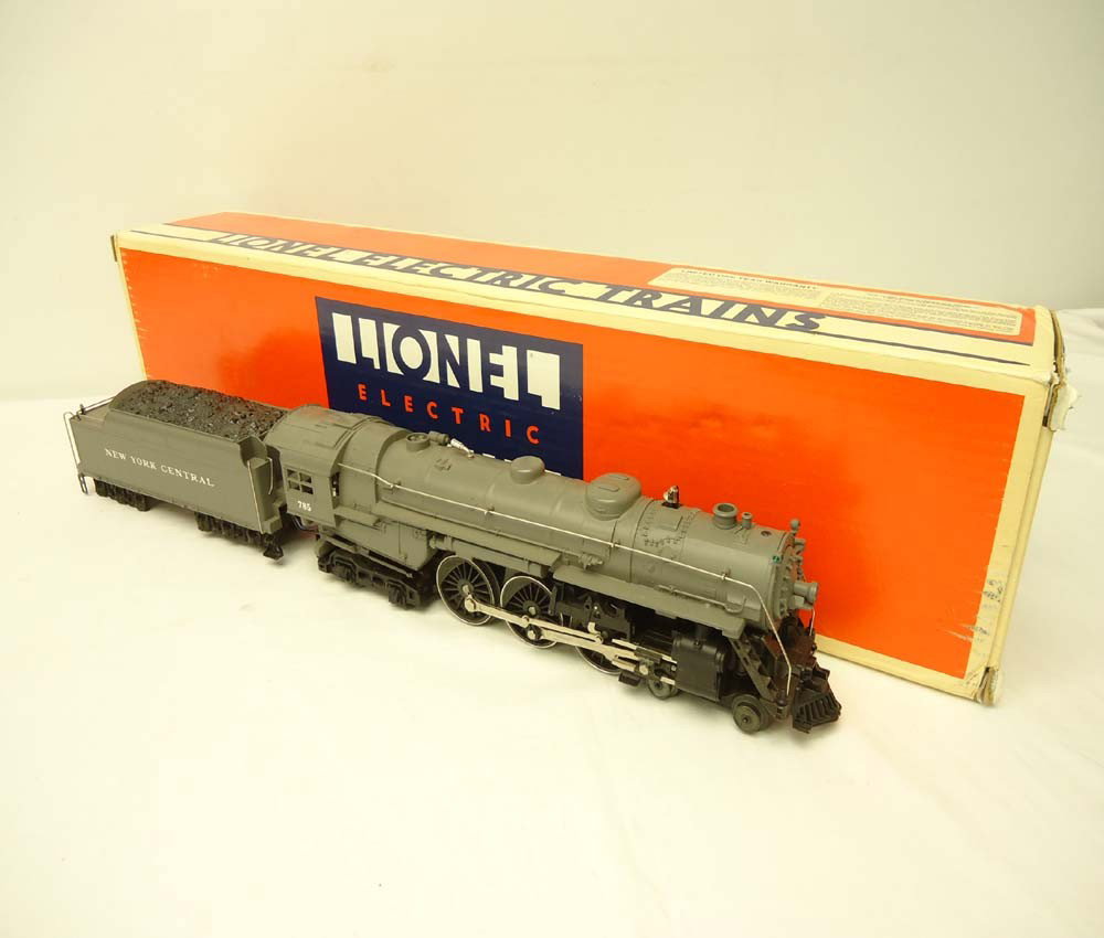 ABT: Lionel #18002/785 Gray NYC Hudson Steam Engin: Paul V. Ambrose and Drew J. Bauer present: These are the #18002 (785) Gray Diecast Hudson Steam Engine and Tender that Lionel made in the middle 1980s. Our Opinion is that they are generally in Like N