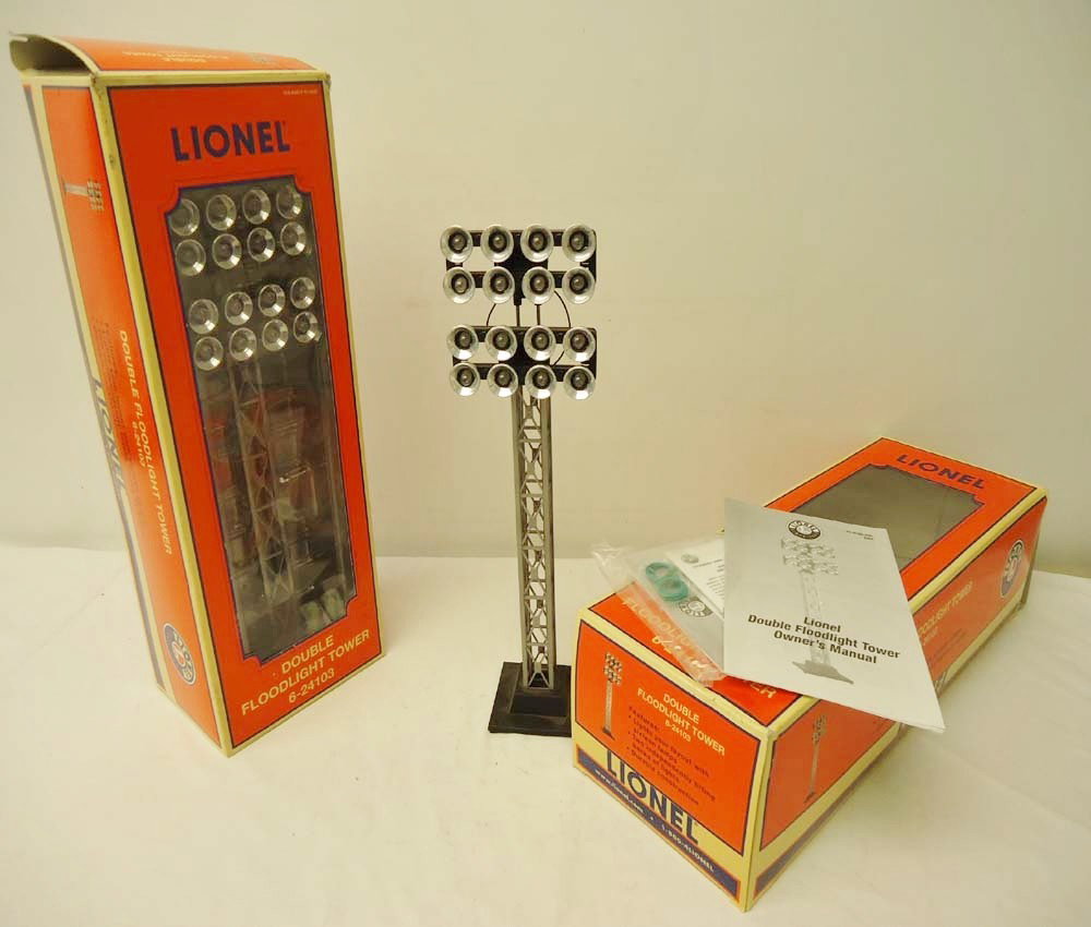 ABT: 2 Lionel #24103 Double Floodlight Towers/OBs: Paul V. Ambrose and Drew J. Bauer present: These are two #24103 Double Floodlight towers that Lionel made a few years ago. Our Opinion is that they are generally in Like New Condition. Original Boxes.