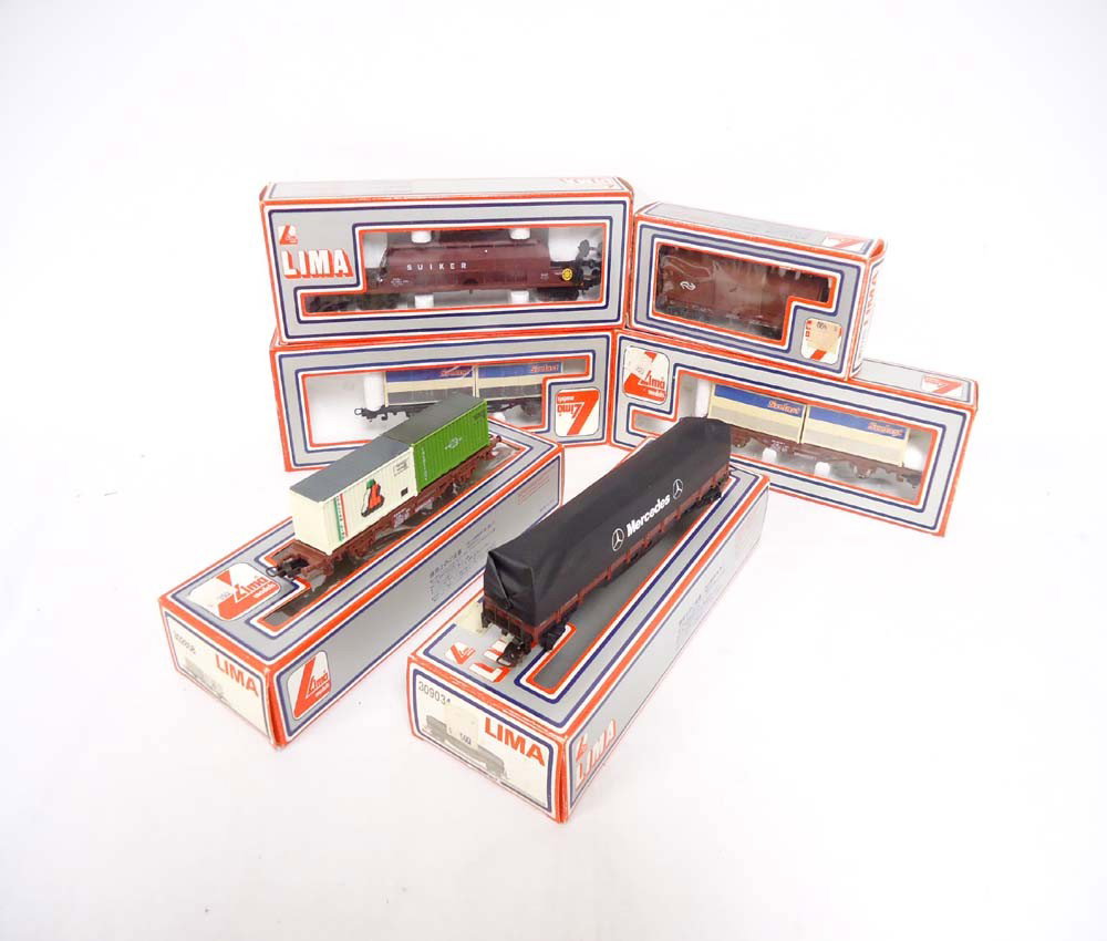 ABT: Lima HO Scale: 6 Assorted Freight Cars/OBs: Paul V. Ambrose and Drew J. Bauer present: These are six Assorted Freight Cars that Lima made in HO Scale a few years ago. Please look at all the pictures; what is pictured is what you will receive. M